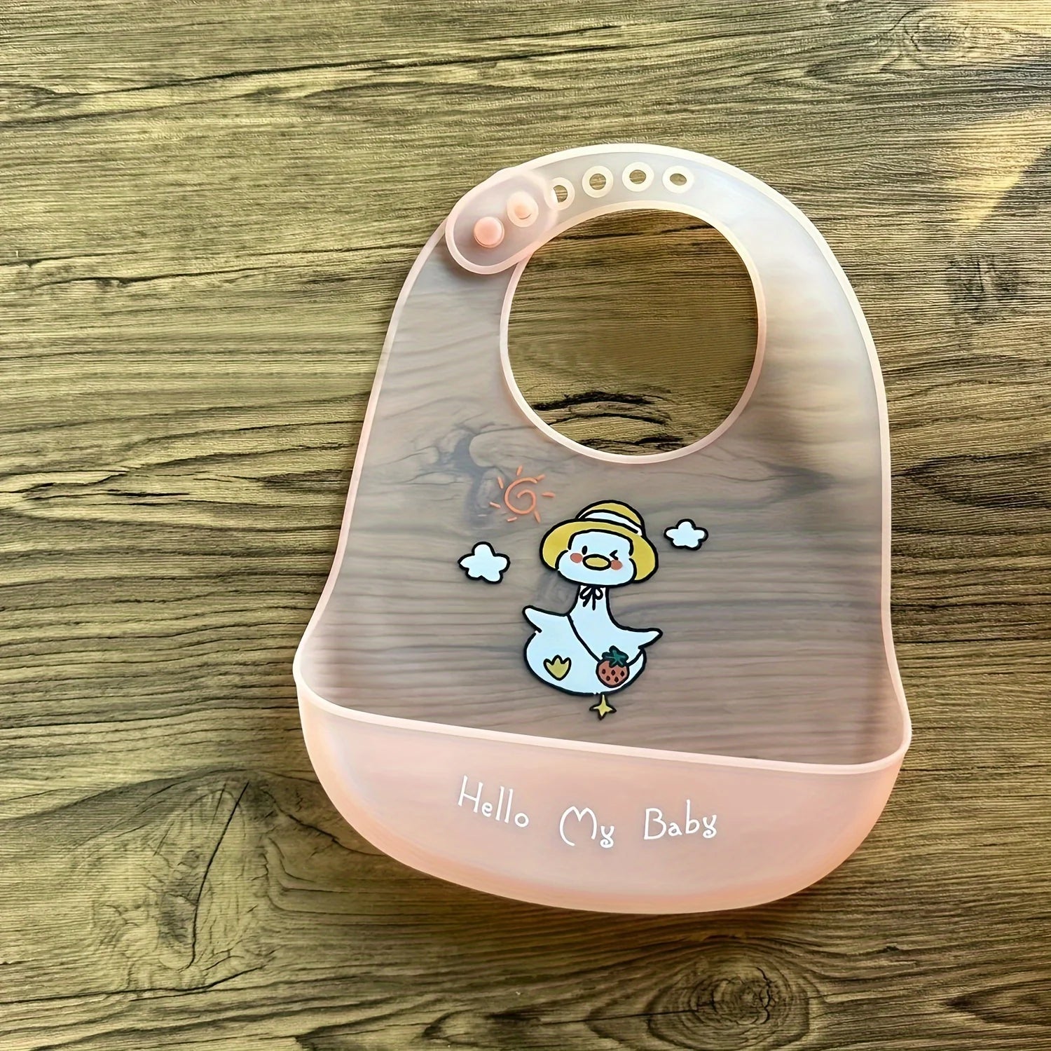 Mess-Free Mealtime Bibs for Happy Little Eaters 🍼🐻
